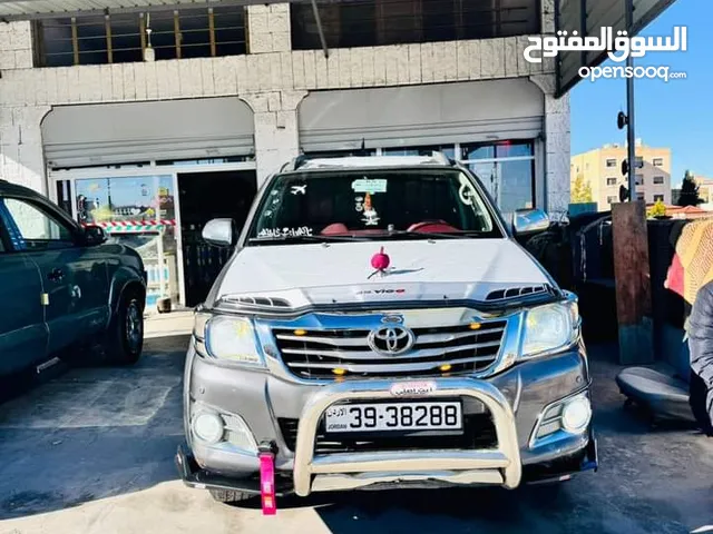 Used Toyota Hilux in Al Karak