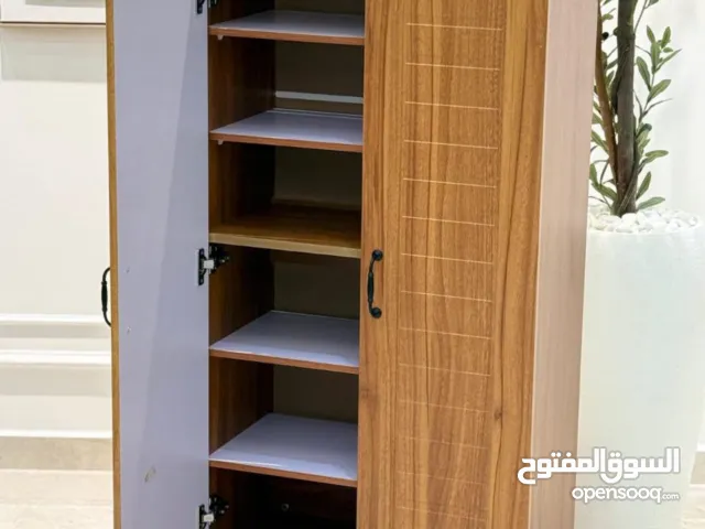 خزانة أحذية عملية ومرتّبة بتصميم أنيق خامة قوية وثابتة  شكل مودرن بلائم أي زاوية بالبيت