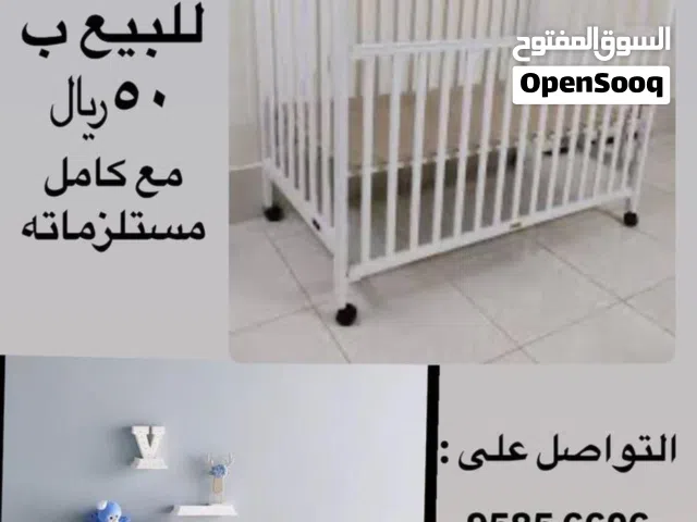 سرير اطفال