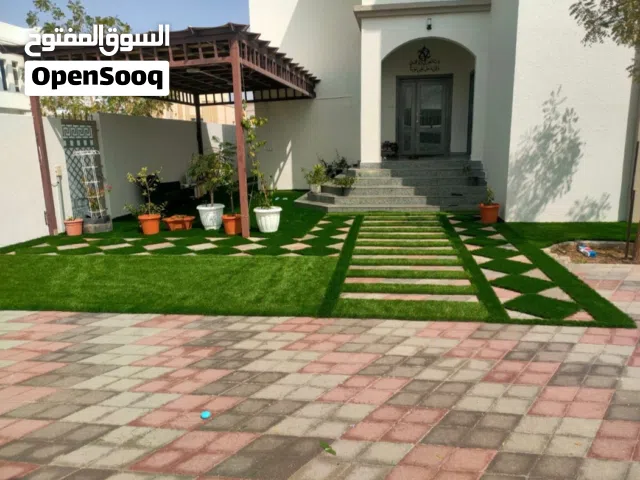 تركيب العشب الصناعي او الانجيل الصناعي او الترتان للمنازل والمدارس والاستراحات