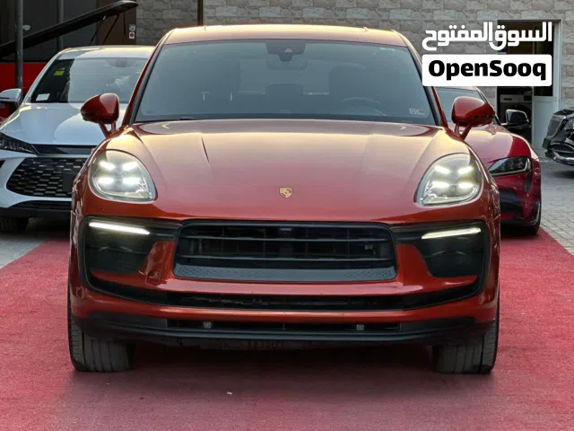 2022 Porsche Macan Standard