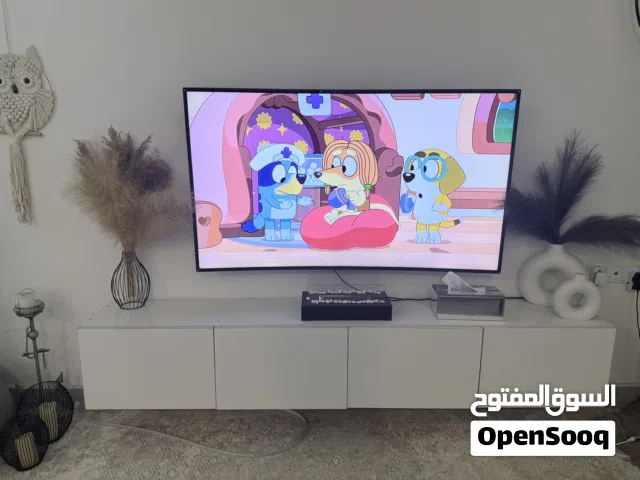طاولة تلفزيون