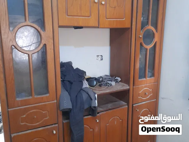 جرة غاز مع بوفيه ثلاث قطع