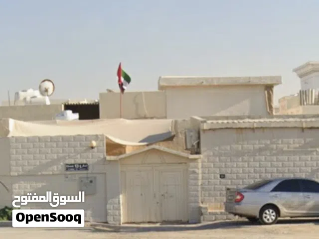 250 m2 4 Bedrooms Townhouse for Sale in Sharjah Al Ghafeyah area