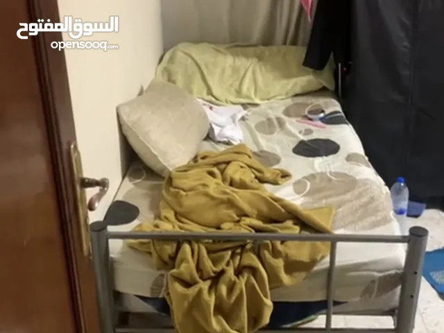 bed space for rent in rabdan area with friends house