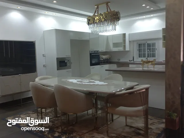 450 m2 More than 6 bedrooms Villa for Rent in Tripoli Al-Karuba