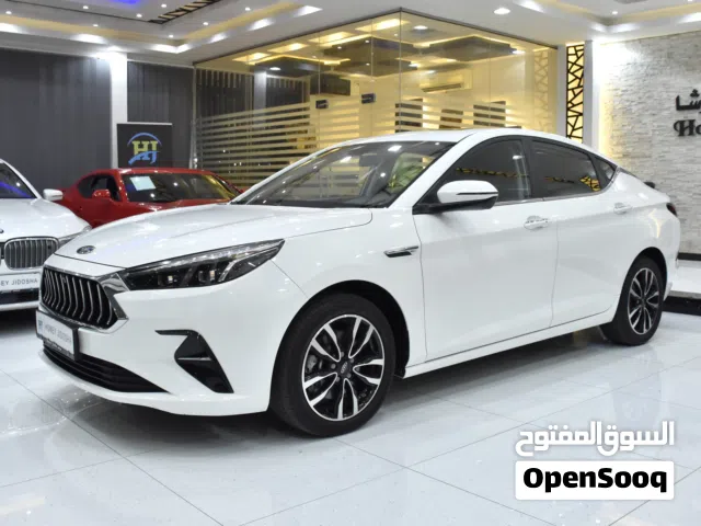 JAC J7 ( 2023 Model ) in White Color GCC Specs