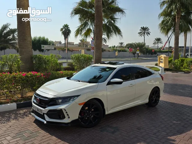 HONDA CIVIC 2020 first owner uae very very clean car