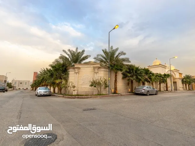 300 m2 More than 6 bedrooms Apartments for Rent in Al Riyadh Mansoura