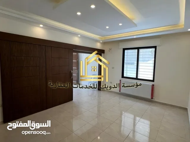شقة فاخرة جديدة لم تسكن أرقى واجمل مناطق عبدون