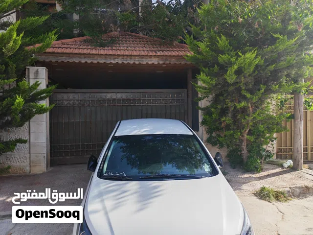 2016 هيونداي سوناتا Standard