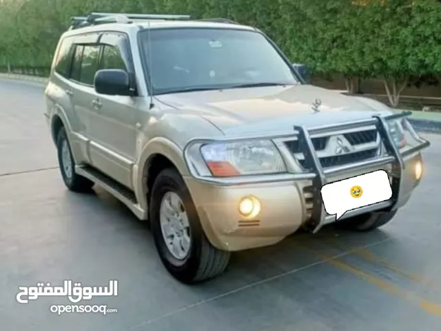 Used Mitsubishi Pajero Sport in Basra