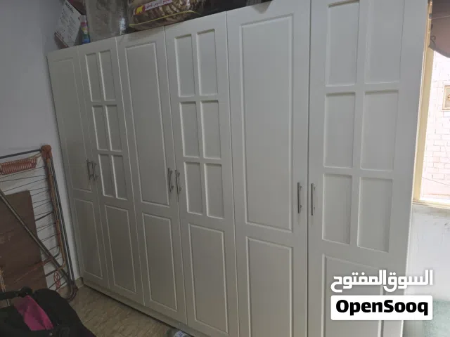 دولاب شبه جديد