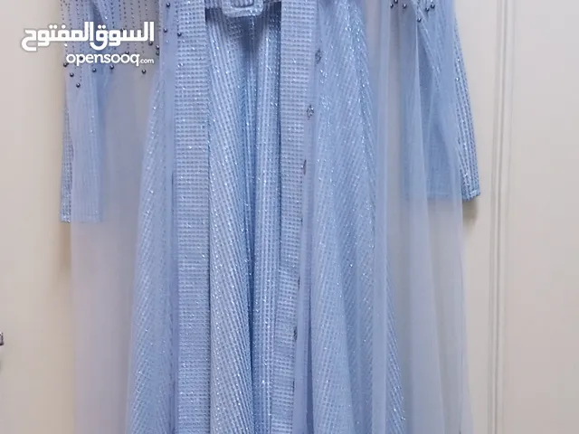 فستان سهرة بحالة الجديد