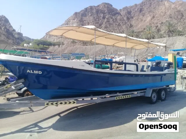 لبيع قارب مستعمل بحالة جيدة مع مواصفات مميزة