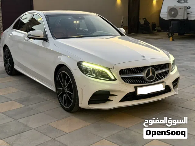 مرسيدس سي 200 - Mercedes-Benz C 200
