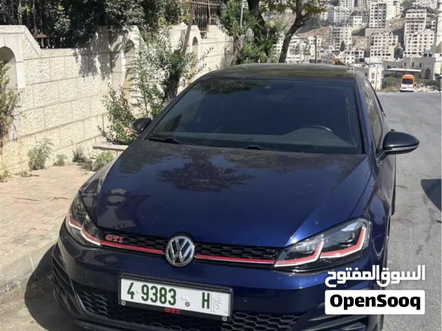 2020 Volkswagen Golf GTI Standard
