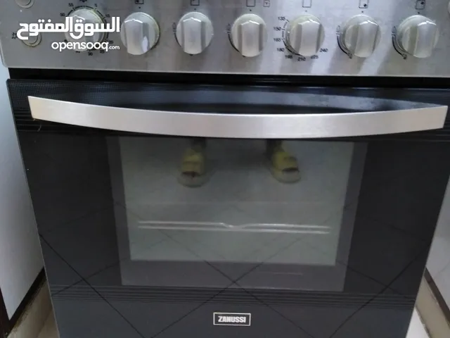 ZANUSI GAS OVEN - LIKE BRAND NEW