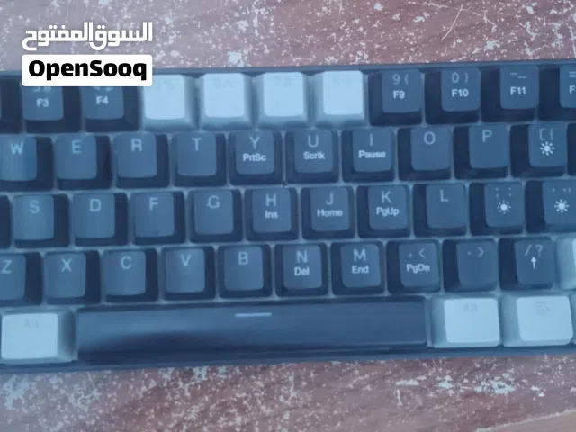 كيبورد وماوس اقرو الوصف