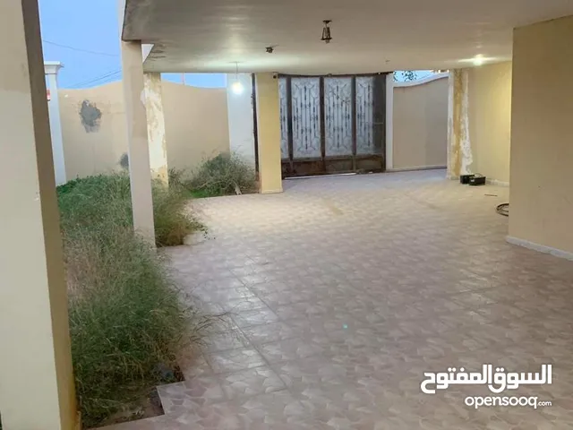 300m2 5 Bedrooms Villa for Sale in Benghazi Al Hawary