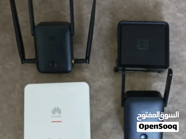 يوجد موسعات شبكه نوعيات مختلفه ونظام راوتر يعمل عمل موسع