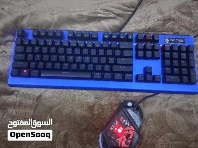لوحة المفاتيح + ماوس للبيع بحال جيد