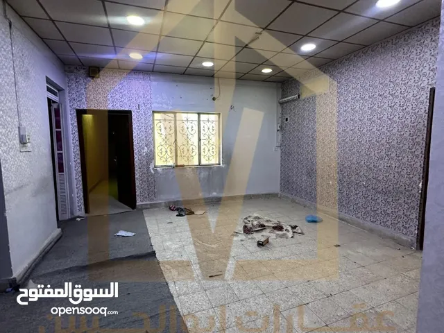 دار تجاري بمواصفات مميزة للايجار في منطقة الجنينة