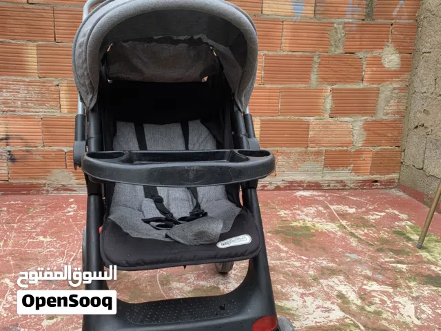 عربات الأطفال