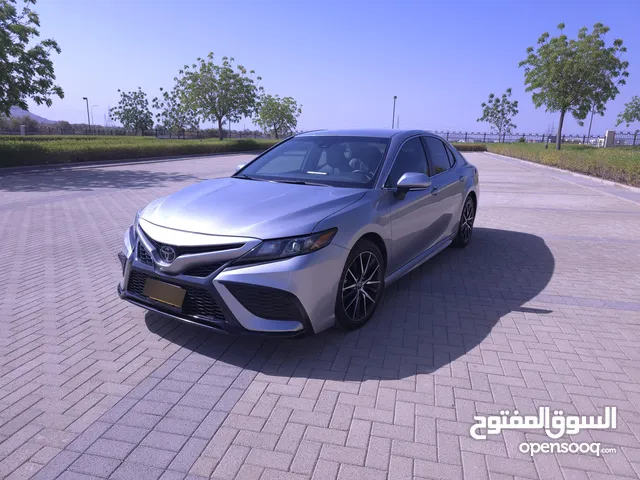 Used Toyota Camry in Al Dakhiliya