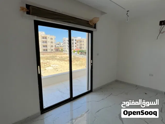 شقة للبيع في البنيات بتشطيبات مميزة
