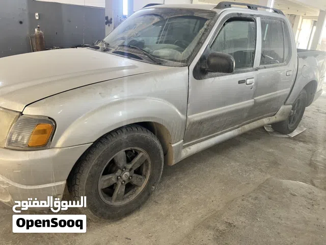 2004 فورد اكسبلورر Limited