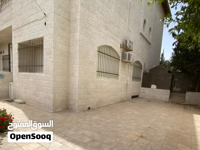 530 m2 4 Bedrooms Villa for Rent in Amman Khalda