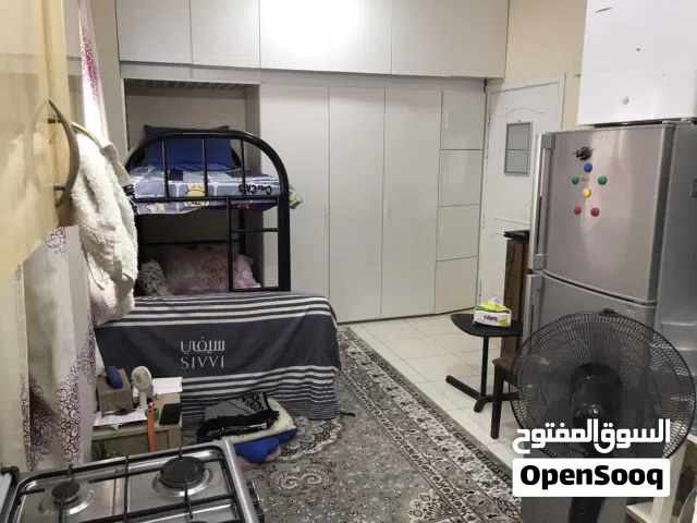 35 m2 Studio Apartments for Rent in Sharjah Al Mujarrah