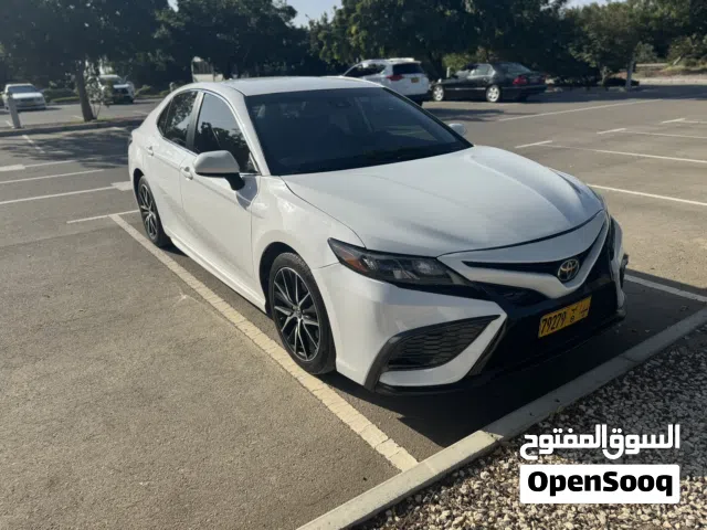 للبيع: تويوتا كامري 2021 – فئة SE —For Sale: Toyota Camry 2021 – SE Trim