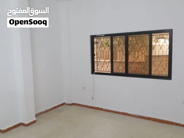 110 m2 2 Bedrooms Apartments for Rent in Zarqa Jabal Tareq