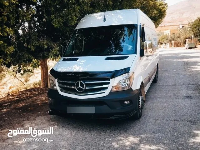 باص مرسيدس 519 موديل 2016
