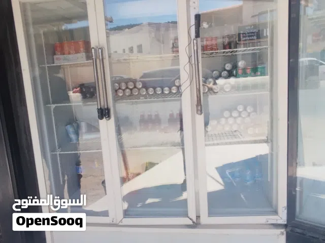 ثلاجتين للبيع عادي مو انفيرتر الواحده ب200 وقابل للتفاوض عالسعر