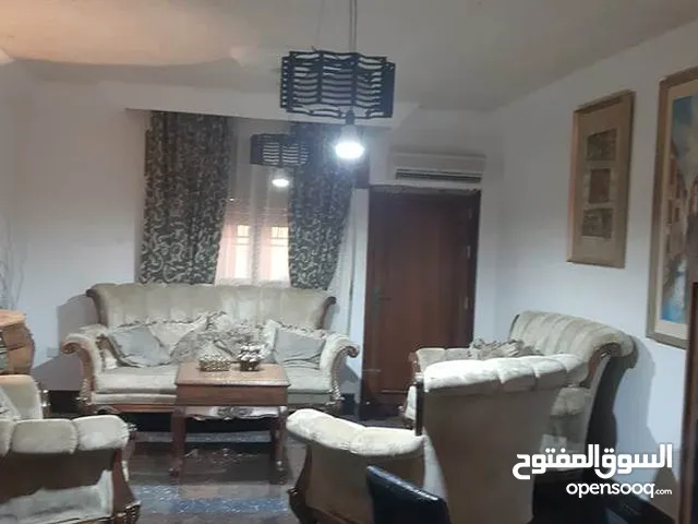 مبني عالرئيسي شارع العراق ع شارعين