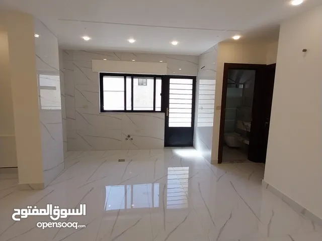 70 m2 2 Bedrooms Apartments for Sale in Amman Al Jandaweel