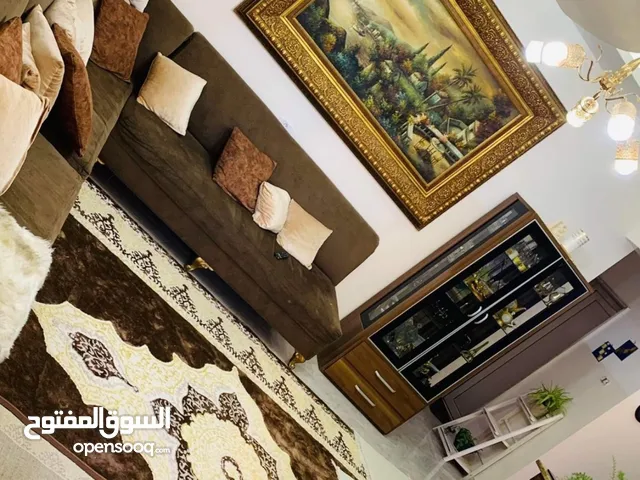 150 m2 More than 6 bedrooms Townhouse for Sale in Tripoli Ain Zara
