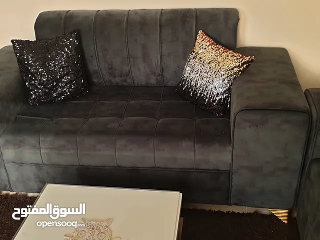 طقم كورنا تركي زيتي وارجل ذهبي بحال الوكاله