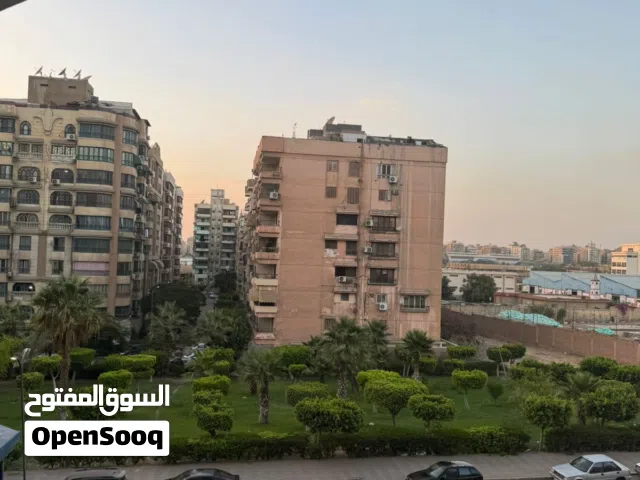 شقة للبيع في حي السفارات مدينة نصر