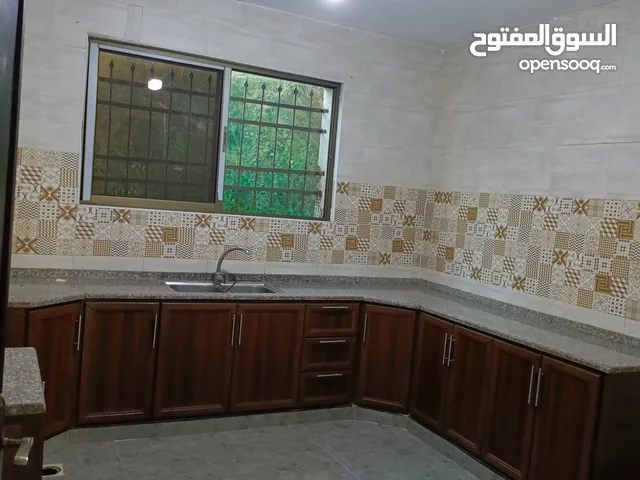 120 m2 2 Bedrooms Apartments for Rent in Amman Um al Basateen