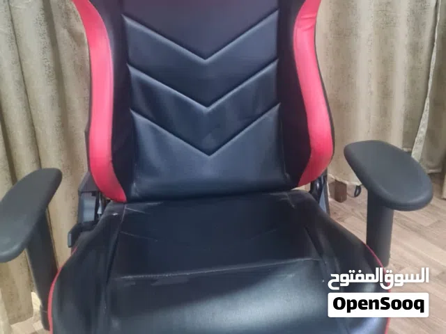 GAMING CHAIR AVAILABLE FOR 30 KD VERY GOOD CONDITION REFUND NOT AVAILABLE