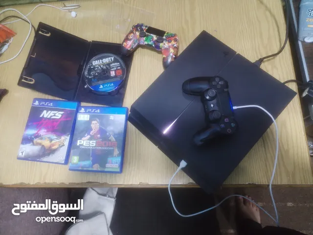 بلاستيشن 4فان للبيع السعر140 مستعمل معه 3سيديهات و يدين يد خربان قاعدت الشحن و الثانيه اصليه ممتازه