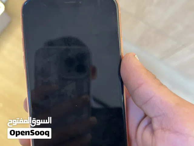 السلام عليكم عندي xr للبيع تليفون مش مفتوح مش مغير فيه شي بكل امووره عشره عل عشره بتريه82 يشد ف شحن