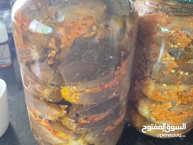 مقدوس بلدي بزيت الزيتون الاصلي والجوز الحديد طعم لذيذ لا يقاوم محفوظ بعبوات زجاجية صحية