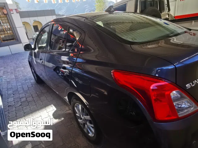 Nissan Sunny 2016