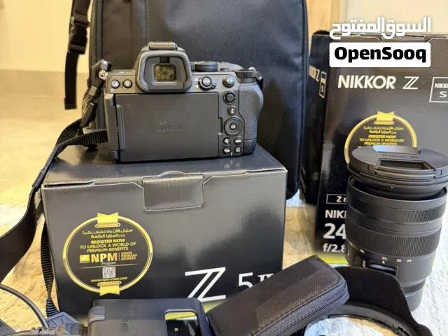 � للبيع: كاميرا Nikon Z5 II مع عدسة 24-70mm (شبه جديدة + ضمان الوكيل