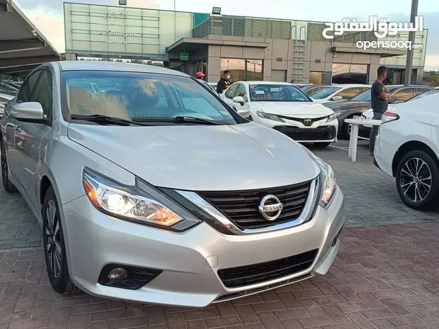 2018.altima SL Full option no sunroofs silver.. import From USA...